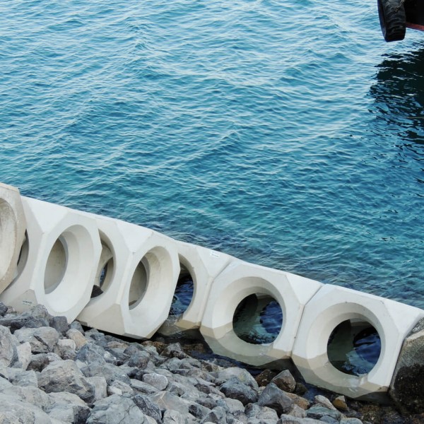 Photograph 4 of project Burj Al Arab seawall protection