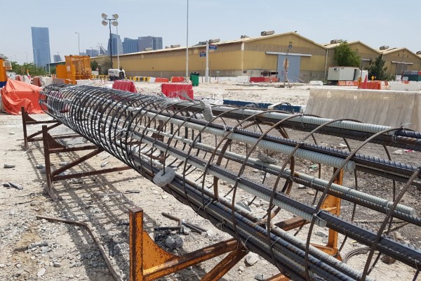 Projekt Pilótová stena Mina Zayed Road — ilustračný záber z realizácie