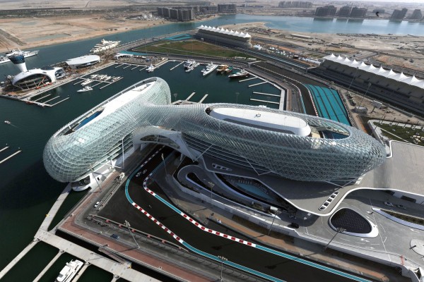 Projekt Okruh Formuly 1 na Yas Island — ilustračný záber z realizácie